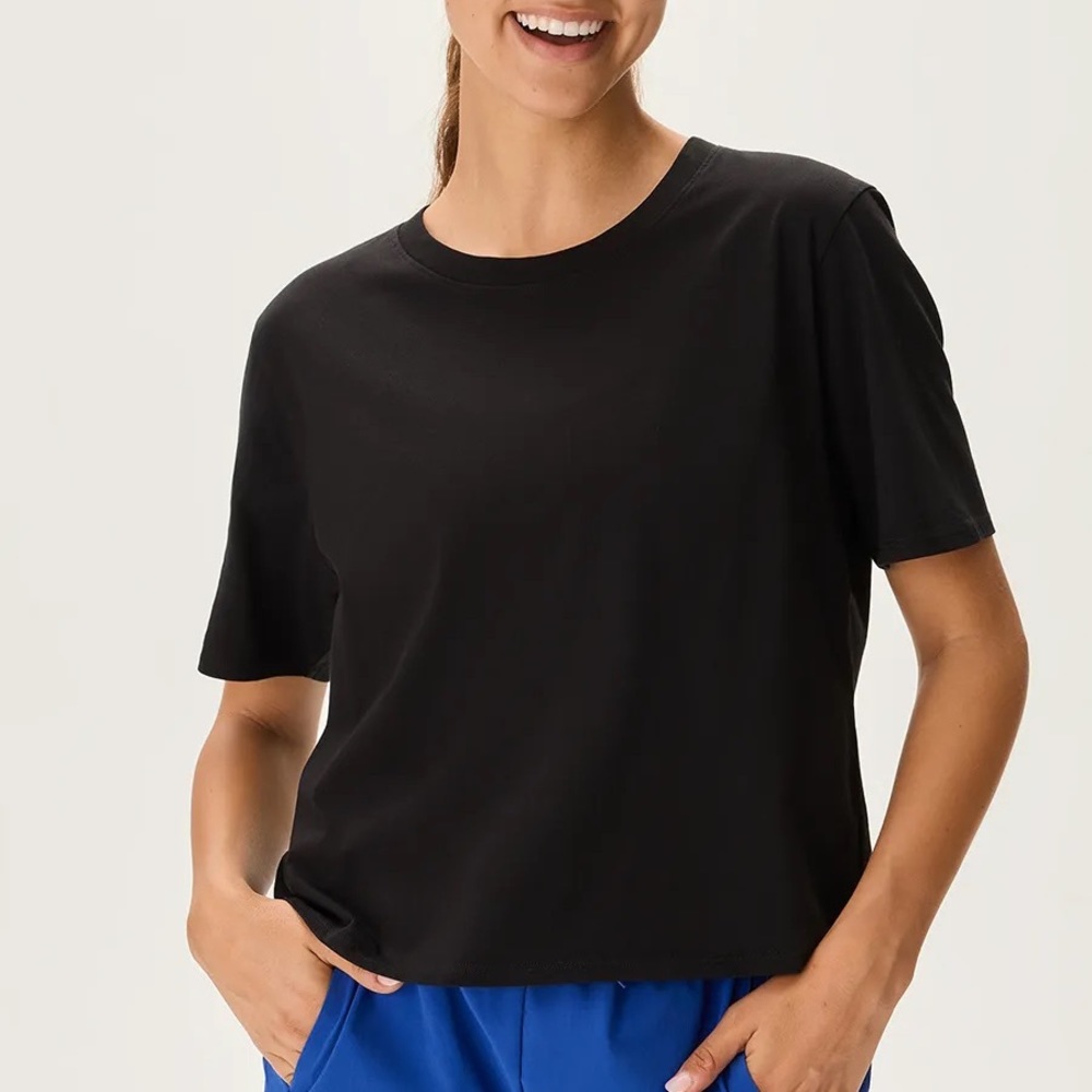 Outdoor Voices Everyday Shortsleeve, Black (Medium)